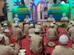 ketua-umum-partai-golkar-yang-juga-mustasyar-j.jpg