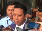 ketua-umum-partai-persatuan-pembangunan-ppp-romahurmuziy_20180823_173002.jpg