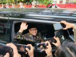 ketua-umum-pkb-muhaimin-iskandar-atau-cak-imin-tiba-dengan-mobil.jpg