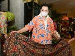 ketua-yayasan-batik-indonesia-yanti-isfandiary-airlangga-123.jpg
