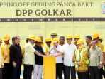 ketum-partai-golkar-topping-off-gedung-baru-golkar_20171113_153408.jpg