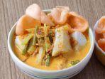 ketupat-dan-opor-ayam.jpg