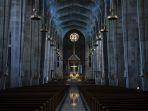 keuskupan-agung-baltimores-cathedral-of-mary-our-queen.jpg