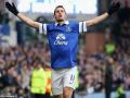 kevin-mirallas-flying.jpg