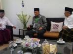kh-hasyim-muzadi-kh-asad-ali-dan-gus-sholah-bertemu-di-tebuireng_20150804_165029.jpg