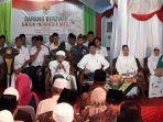 kh-maimoen-zubair-bersama-jokowi.jpg