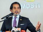 khairy-jamaluddin.jpg