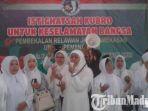 khofifah-ajak-jamaah-di-gedung-islamic-center-pamekasan-doa-bersama-usai-diterjang-puting-beliung.jpg