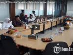 khofifah-kunjungi-pt-mustika-tama-grup-bahas-ketersediaan-pangan_20180210_165755.jpg