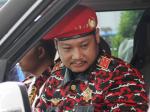 ki-kusumo-mau-turun-mobil.jpg