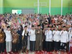 kiai-maman-kembali-bersholawat-satu-jari_20181209_154314.jpg