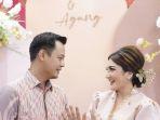 kiki-amalia-dan-agung-nugraha-pamer-cincin-tunangan-2.jpg