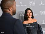 kim-kardashian-kanye-west-menghadiri-wsj-magazine-2019.jpg