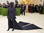 kim-kardashian-menghadiri-the-2021-met-gala.jpg
