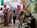 kios-kios-pasar-tanah-abang-dibuka-secara-zonasi_20200701_165332.jpg