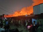kios-terbakar2343.jpg