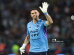 kiper-argentina-emiliano-martinez-pernah-main-di-gbk-melawan-dream-team-indonesia.jpg