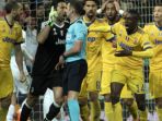 kiper-juventus-gianluigi-buffon_20180412_063213.jpg