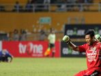 kiper-persib-bandung-m-natshir-mahbuby_20180207_095053.jpg