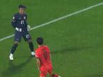 kiper-timnas-indonesia-ernando-ari-melakukan-selebrasi-ala-emiliano-martinez.jpg