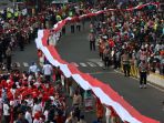 kirab-merah-putih-di-jakarta_20220828_182317.jpg