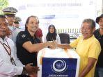 kkp-beri-bantuan-kepada-korban-banjir-di-kampuang-galapuang-ulakan.jpg