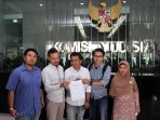 koalisi-masyarakat-sipil-laporkan-hakim-sarpin-rizaldi-ke-ky_20150217_201455.jpg