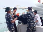 koarmada-i-kirim-kri-evakuasi-korban.jpg