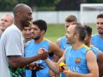kobe-bryant-dan-inesta_20150721_124620.jpg