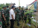 kodam-iiisiliwangi-menggelar-kerja-bakti-di-bantaran-sungai-citarum_20161002_210115.jpg