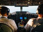 kokpit-dan-pilot-001.jpg