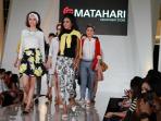 koleksi-fesyen-matahari-department-store-di-jwf-2016_20151029_085951.jpg
