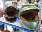 koleksi-helm-cargloss-tipe-cafe-racer.jpg