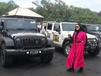 koleksi-mobil-mewah-sarita-dan-faisal_20171125_113812.jpg