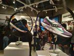koleksi-sepatu-lari.jpg