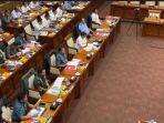 komisi-i-dpr-ri-rapat-penyesuaian-anggaran-kemenhan.jpg