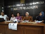 komnas-ham-dan-jatam_20160627_214301.jpg