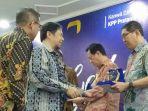 kompas-gramedia-dapat-penghargaan.jpg