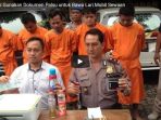 komplotan-ini-gunakan-dokumen-palsu-untuk-bawa-lari-mobil-sewaan_20171121_164600.jpg