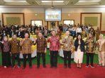 komunikasi-dan-media-pembinaan-analis-kebijakan-datangkan-para-pemenang-penghargaan-akui-award.jpg