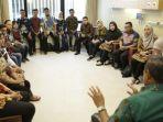 komunitas-indonesia-bersatu-kib-saat-sharing-dengan-susilo-bambang-yudhoyono-sby.jpg