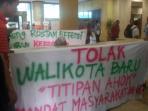 komunitas-masyarakat-jakarta-utara-demo-ahok_20160426_095225.jpg