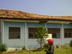 kondisi-gedung-smpn-3-babat-supat-yang-atapnya-miring_20150623_185542.jpg