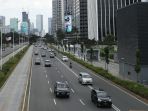 kondisi-jalan-jakarta-masih-ramai_20200407_194934.jpg