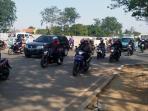 kondisi-lalu-lintas-di-jalan-inspeksi-kalimalang-ramai-lancar_20150713_122007.jpg