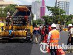 kondisi-pengaspalan-jalan-raya-gubeng-surabaya-kamis-27122018.jpg