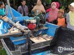 kondisi-perahu-jenis-lolope-yang-terbakar-kamis-1842019.jpg