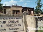 kondisi-polsek-tambelangan-sampang-madura-luluh-lantak-usai-dibakar-massa.jpg
