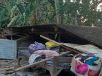 kondisi-rumah-mbah-sabar-saat-ambruk-diterjang-angin-dan-huja.jpg