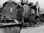kondisi-saat-pertempuran-surabaya-10-november-1945.jpg